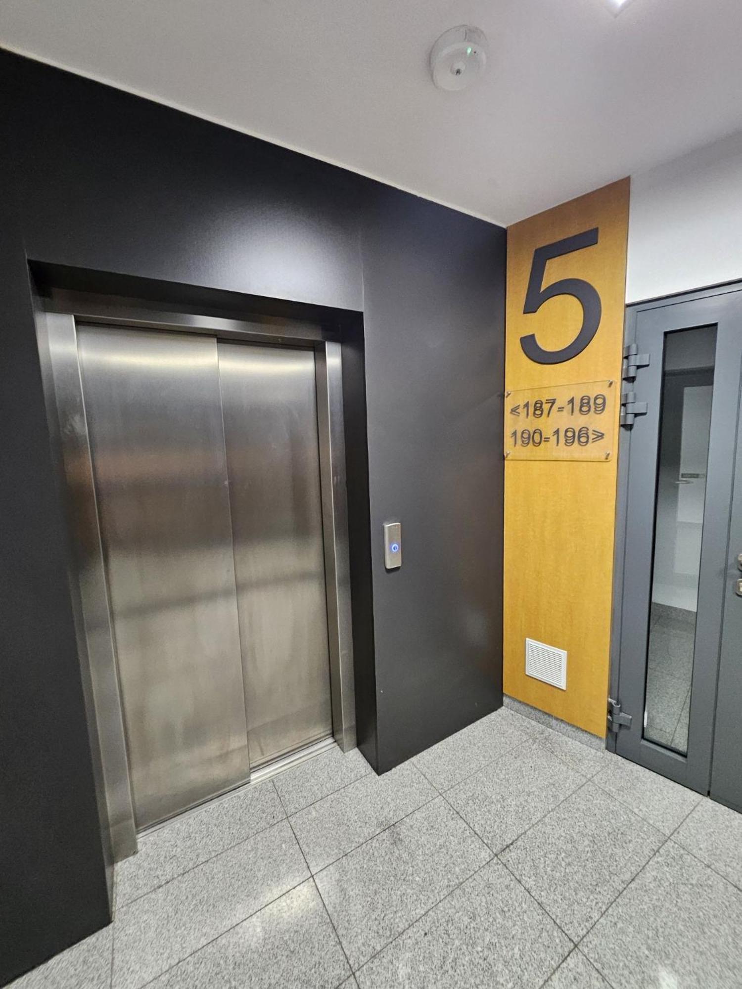 Urban Jungle Apartament Wenus Μπιάλιστοκ Εξωτερικό φωτογραφία