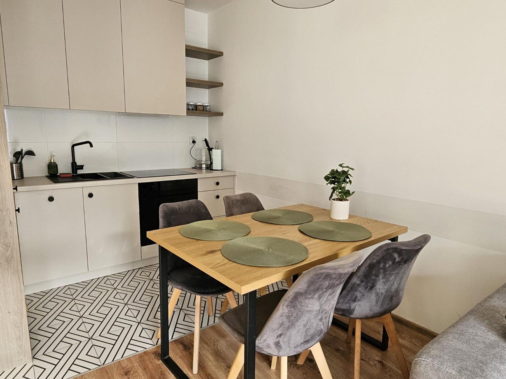 Urban Jungle Apartament Wenus Μπιάλιστοκ Εξωτερικό φωτογραφία