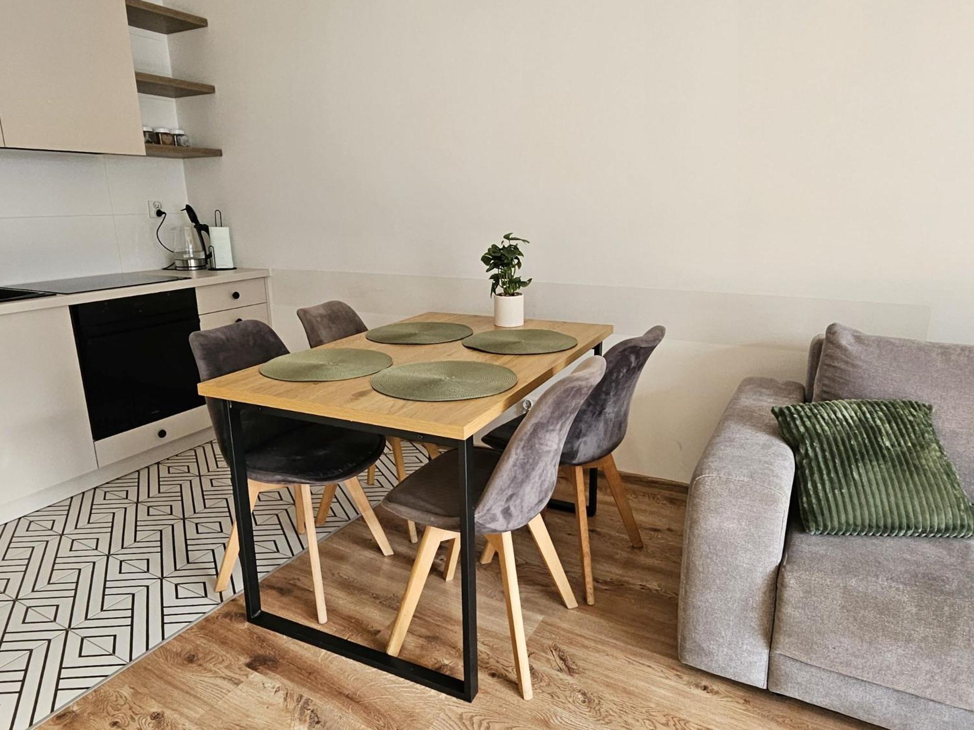 Urban Jungle Apartament Wenus Μπιάλιστοκ Εξωτερικό φωτογραφία
